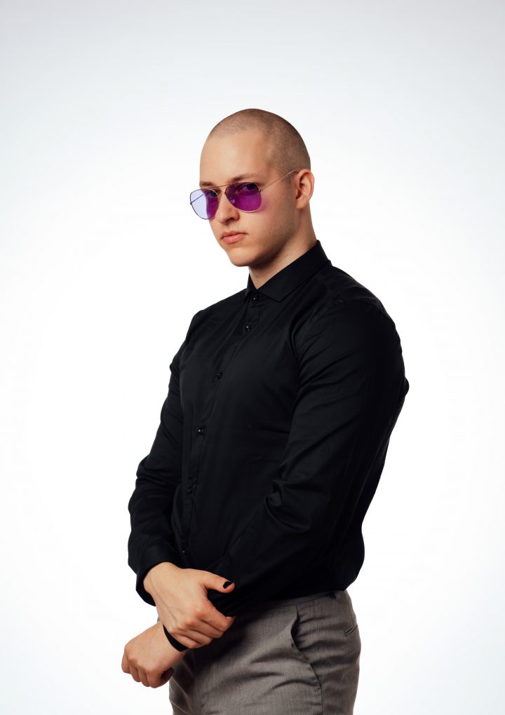 After a succession of top singles,  Rolls Rollin returns with the powerful ‘Unholy Invasion’