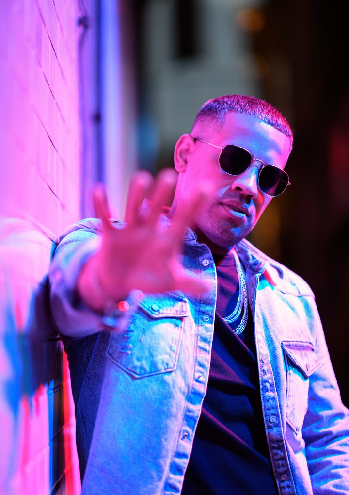 Mixing garage and jungle with dancehall and afrobeats, ‘Island Banks’ releases ‘Passion’