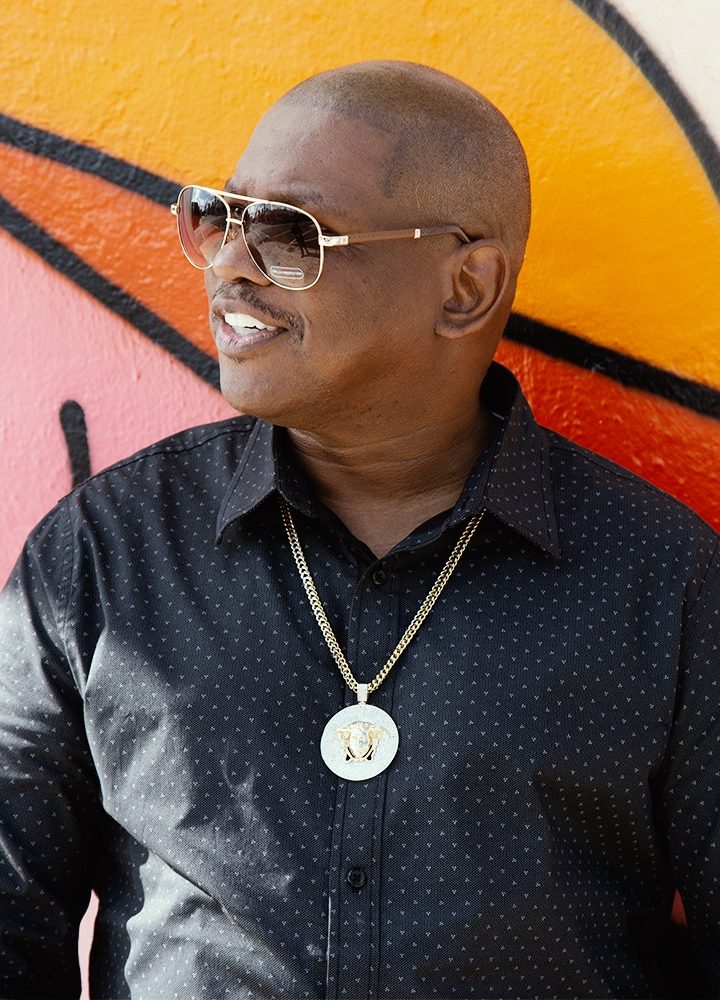 ‘Darrell Kelley’ pulls no punches with new anti-war single “Insane In The Ukraine”